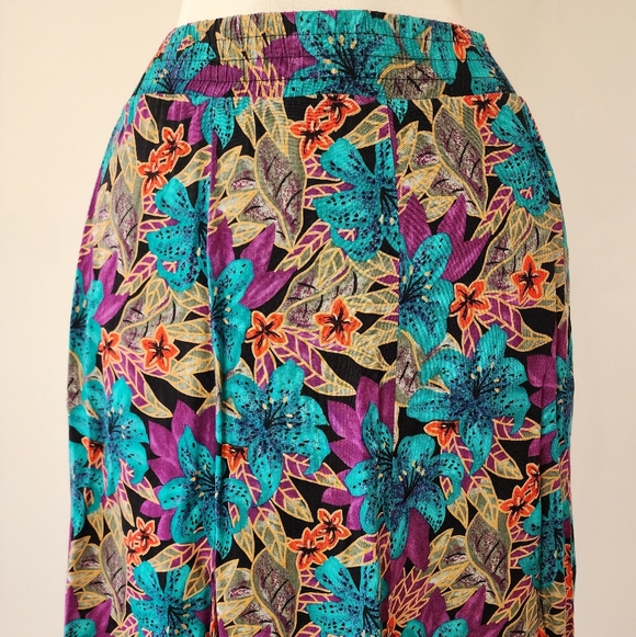 Vintage Norton McNaughton Teal and Purple Floral Teachers Skirt - Picture 3 of 9